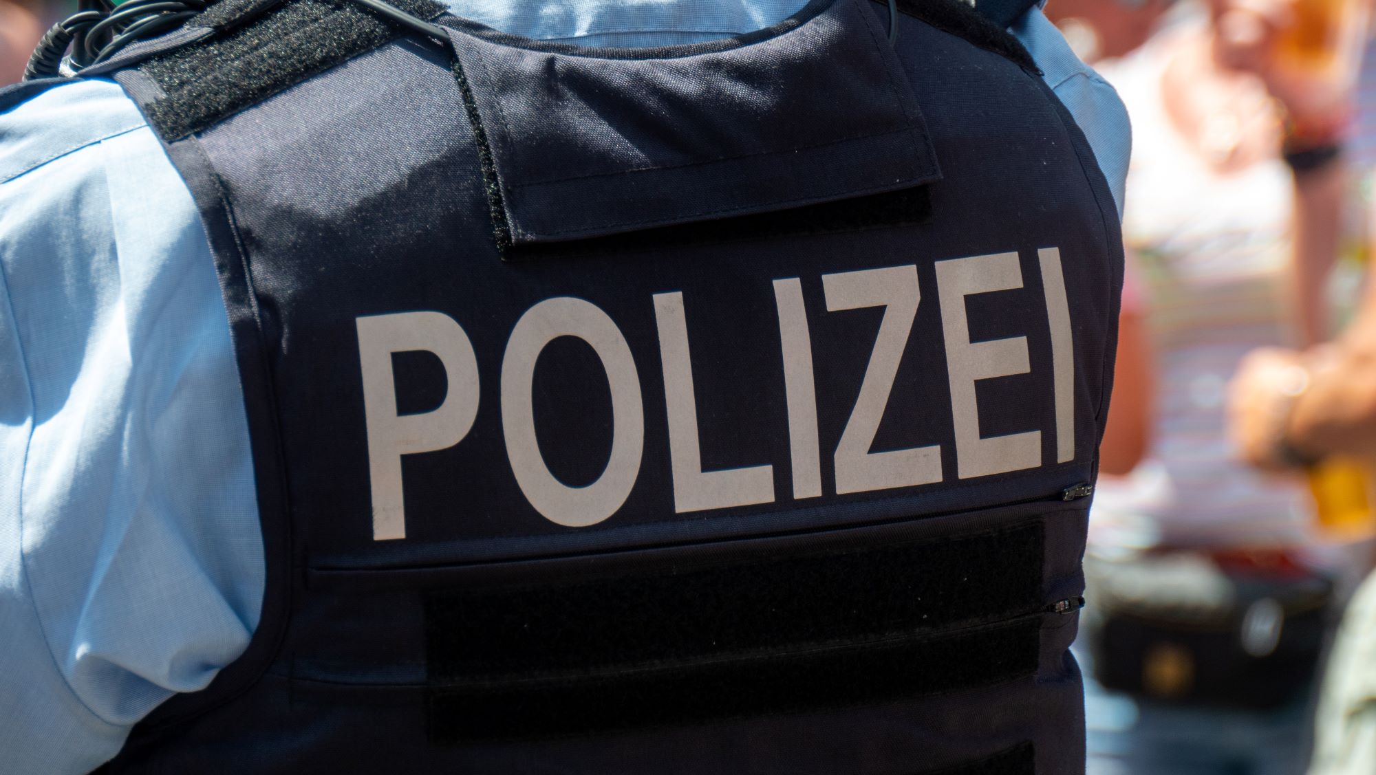  Polizeiausbildung: Theorie, Praxis und Karrierechancen Illustration 